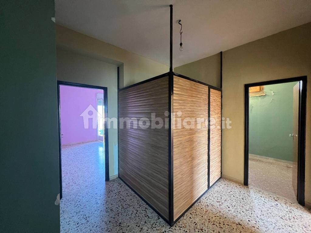 Appartamento al 6^ piano con ascensore in via Adige