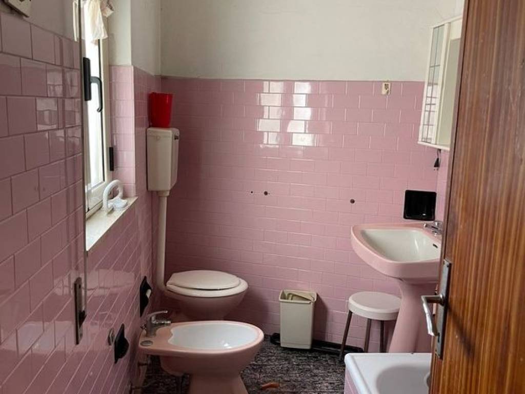 Appartamento al quarto piano, panoramico in zona centro
