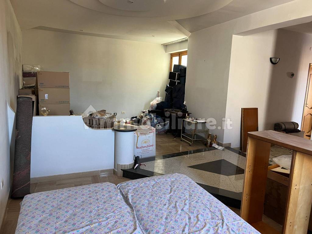 Appartamento e garage via Padre Fedele da San Biagio n. 4
