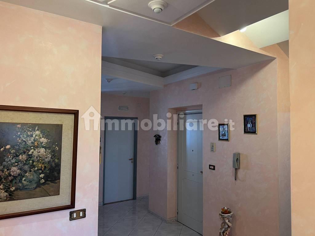 Appartamento in vendita in via Ada Negri, 3