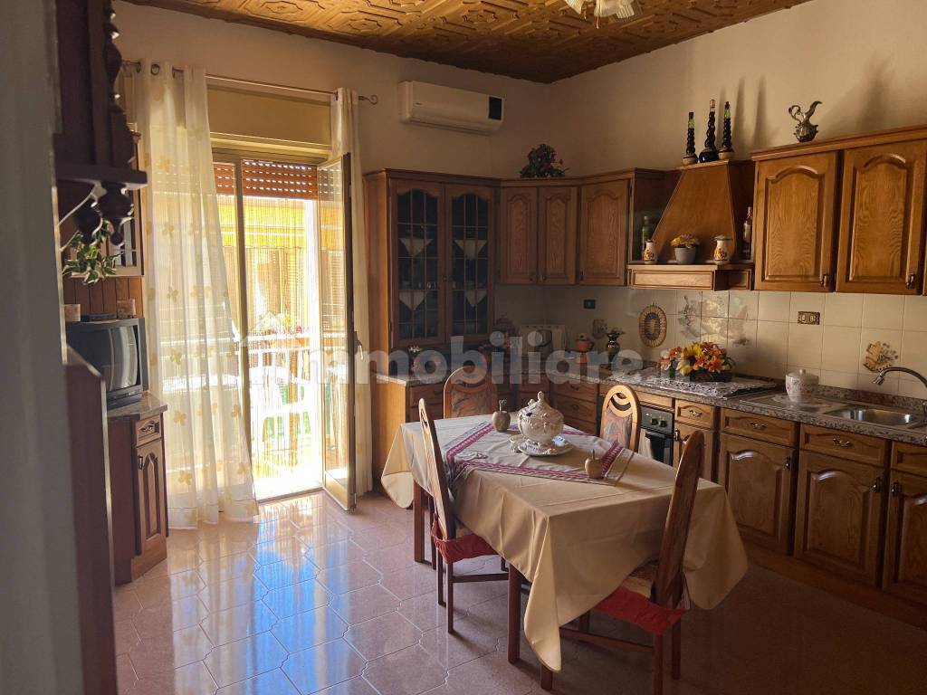 Appartamento in vendita in via Ada Negri, 3
