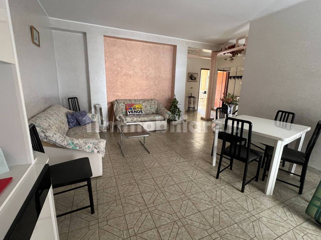 Appartamento in vendita in Via Paganini 15, Fondachello