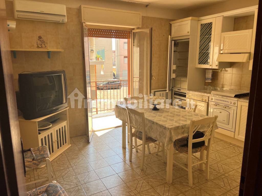 Appartamento in vendita in Via Paganini 15, Fondachello