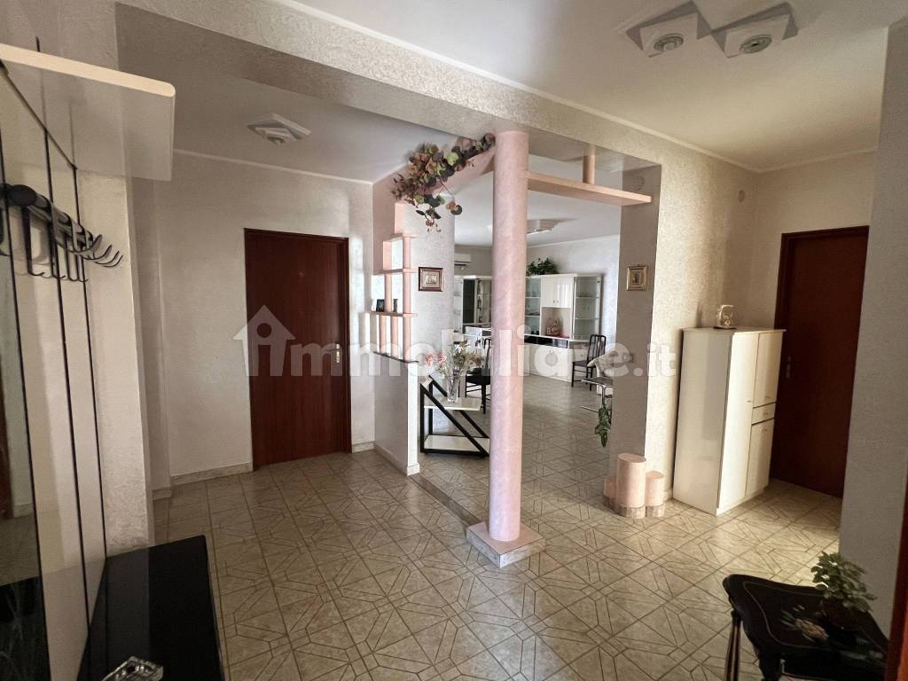 Appartamento in vendita in Via Paganini 15, Fondachello