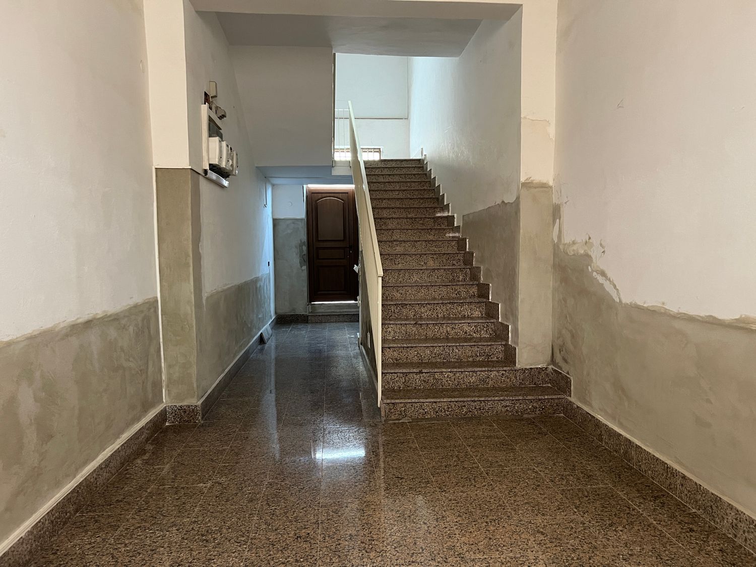 Appartamento in via Pergolesi e garage