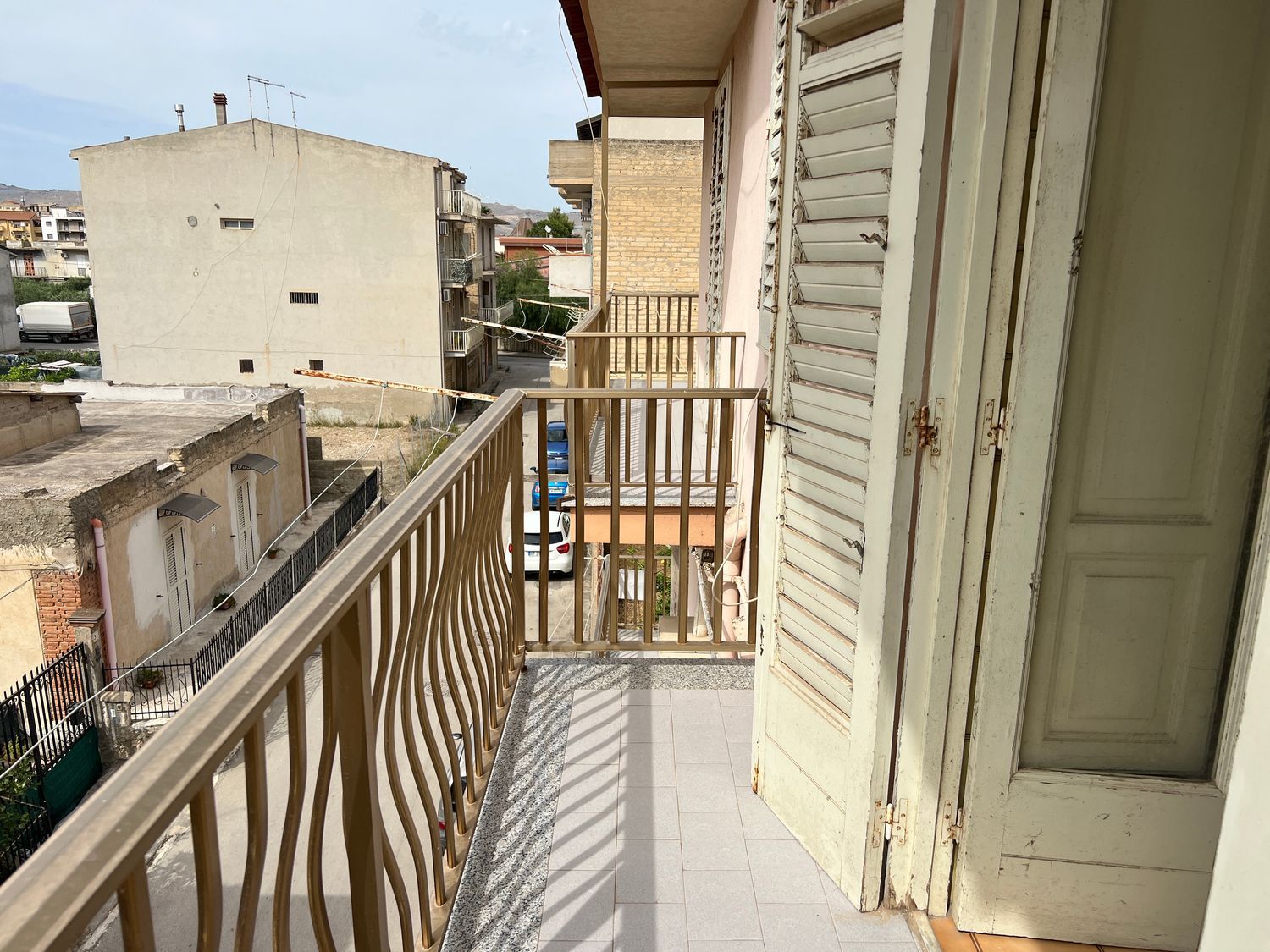 Appartamento in via Pergolesi e garage
