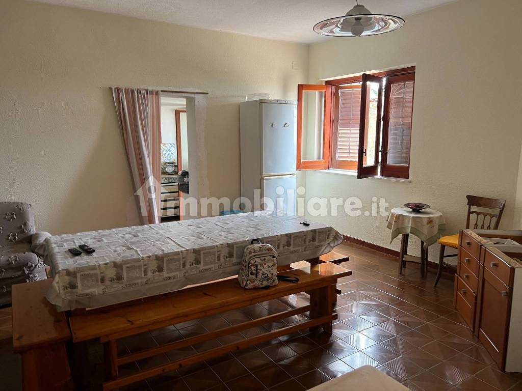 Appartamento in villa a piano terra in contrada Nicolizia