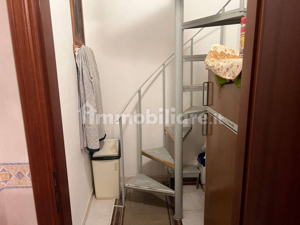 secondo, terzo e quarto piano con terrazzo corso Vottorio Emanuele