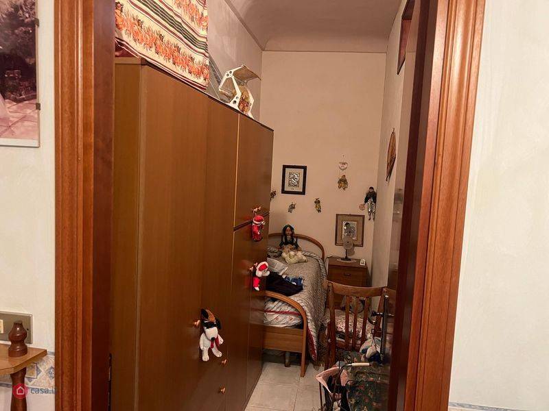 secondo, terzo e quarto piano con terrazzo corso Vottorio Emanuele