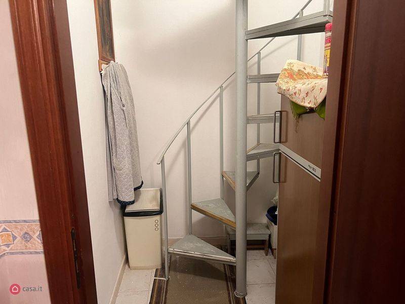 secondo, terzo e quarto piano con terrazzo corso Vottorio Emanuele