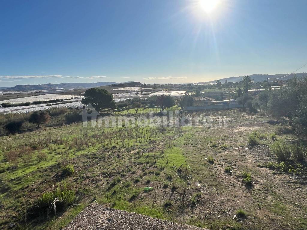 Terreno in vendita in Contrada Poggio Carrubella
