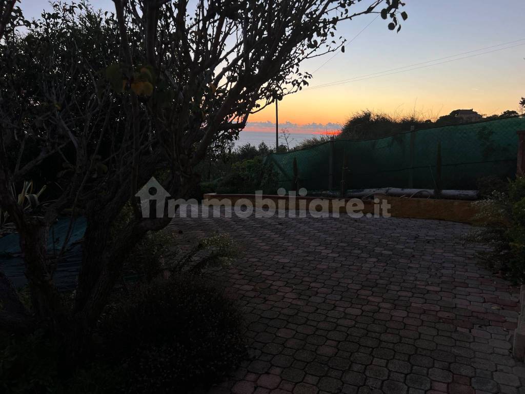 Villa in vendita in Contrada Montesole