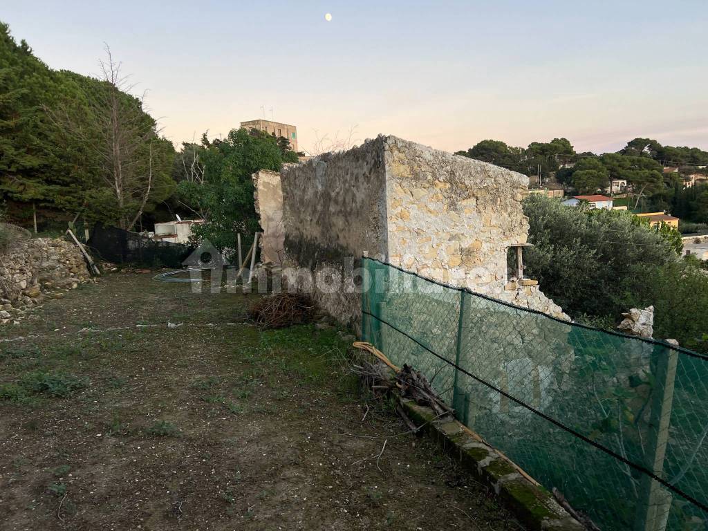 Villa in vendita in Contrada Montesole