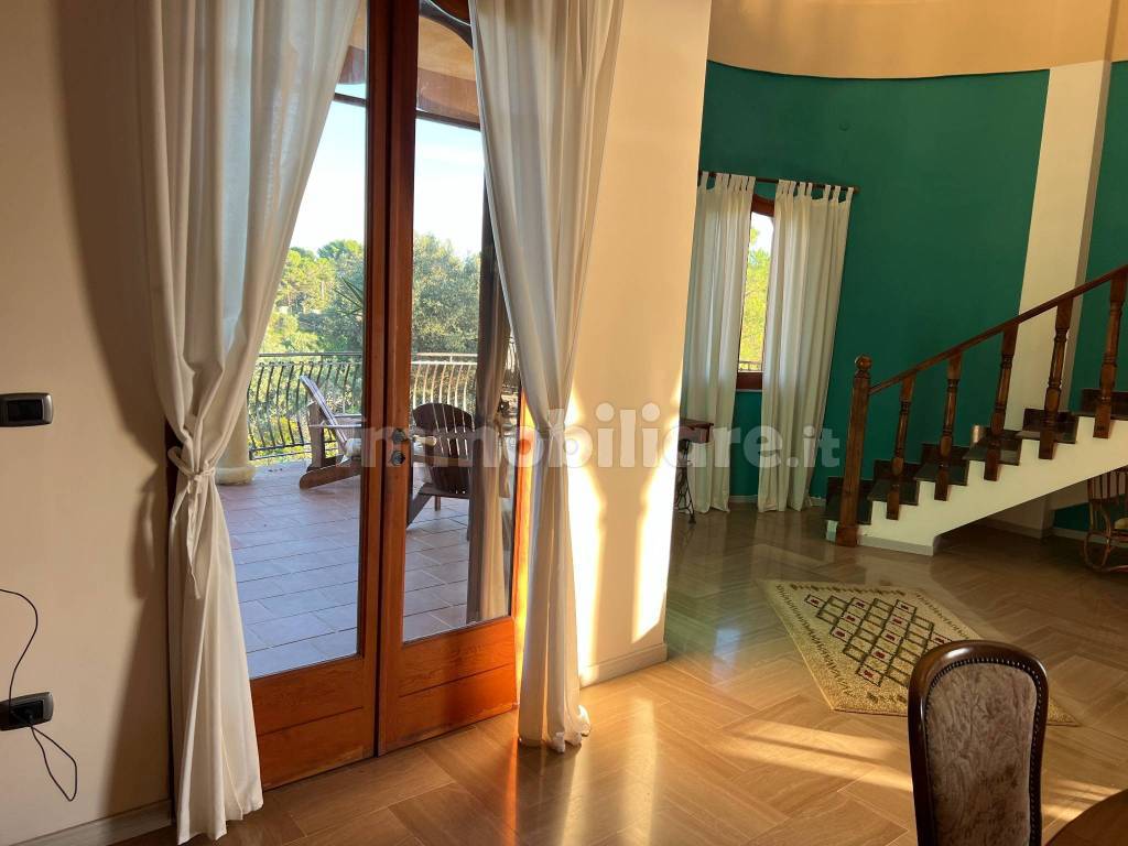 Villa in vendita in Contrada Montesole