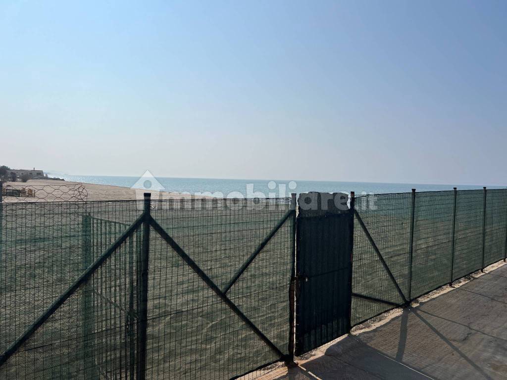 VILLETTA BIFAMILIARE in vendita in Via Soldato Vinciguerra 2 CONTRADA PLAYA