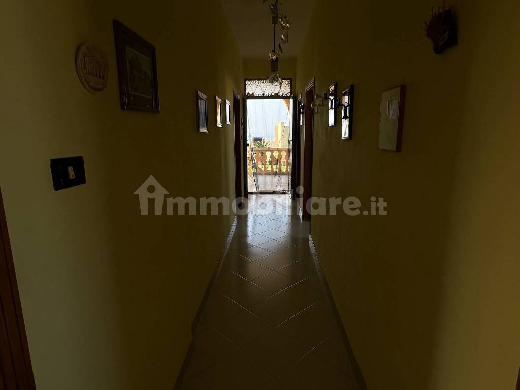 VILLETTA BIFAMILIARE in vendita in Via Soldato Vinciguerra 2 CONTRADA PLAYA